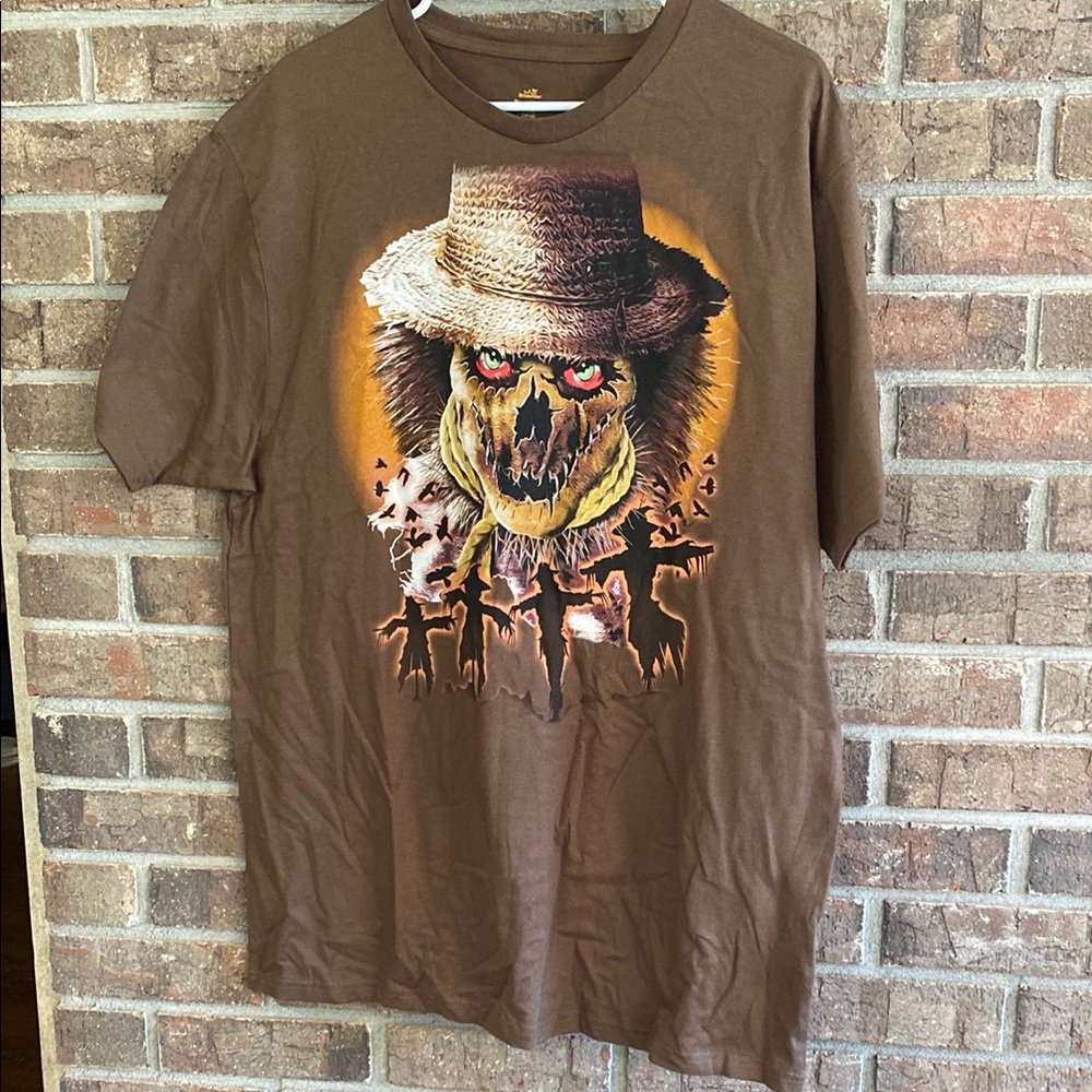 Brown Graphic Scary Halloween Unisex T-Shirt NWOT
